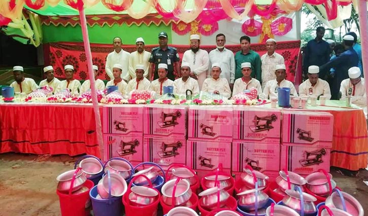 Dowry-free mass wedding held in Sylhet
