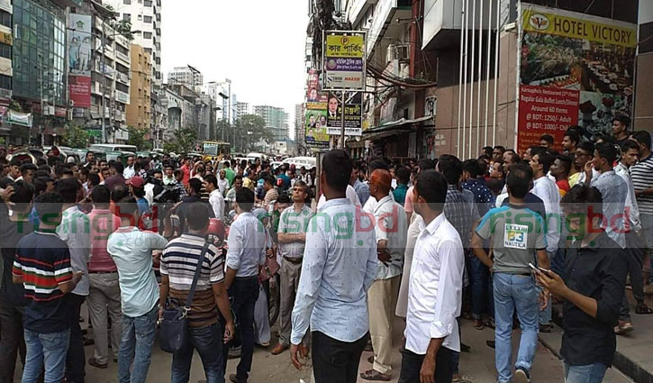 JCD activists put BNP central office under lock and key