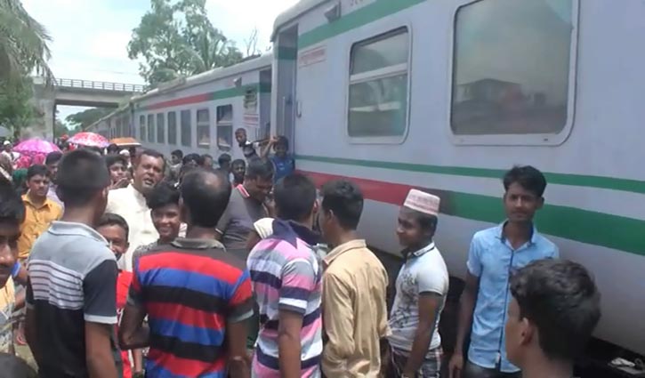 Train service between Dhaka, Rajshahi resumes