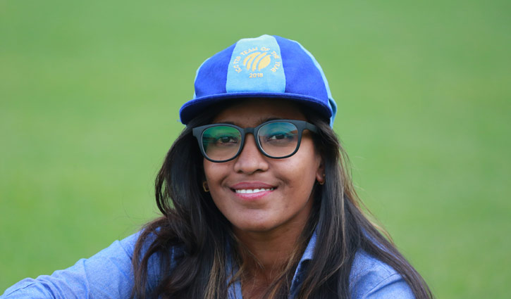 Rumana receives T20 team of the year cap from ICC