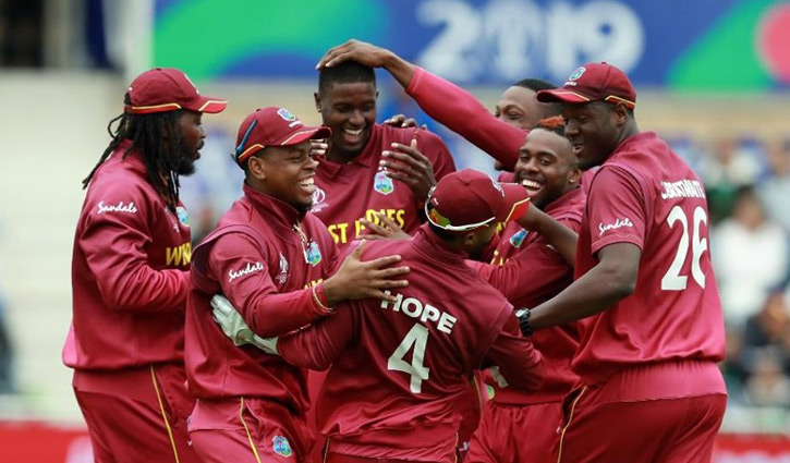 West Indies beat Pakistan by 7 wickets