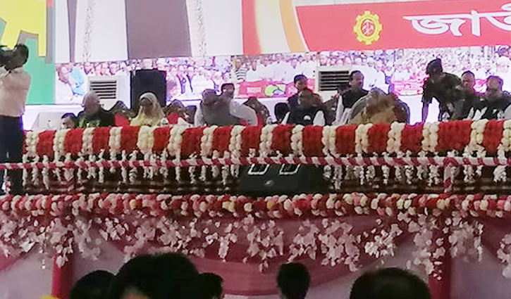 PM inaugurates Sramik League conference
