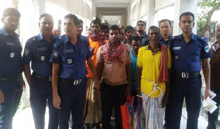 11 Indian fishermen held for intrusion into Bangladesh