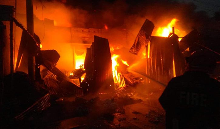 Six Jhut warehouses gutted in fire  