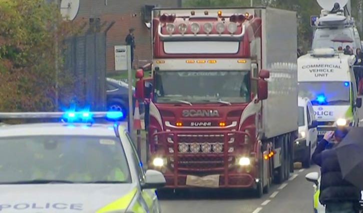 Essex lorry deaths: 2 held on suspicion of manslaughter