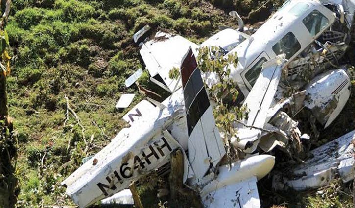 7 killed in Colombia plane crash