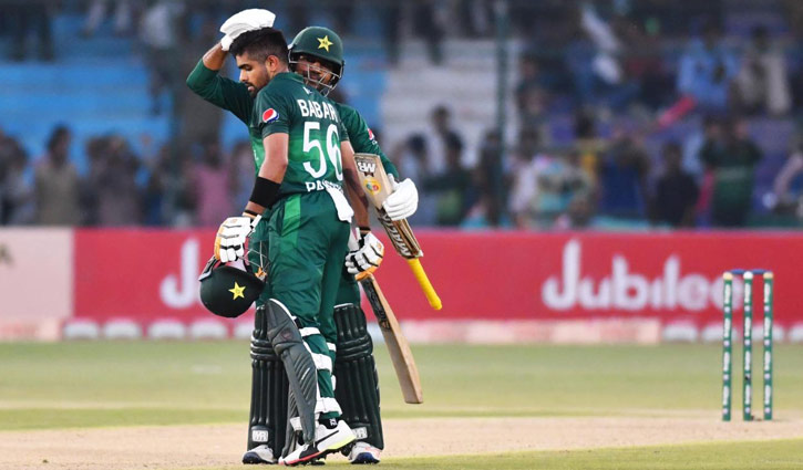 Pakistan beat Sri Lanka in historic Karachi ODI  