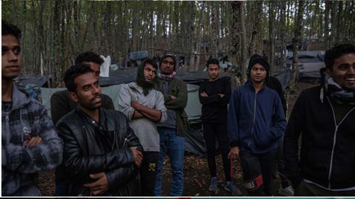 Bangladeshi migrants stranded in Bosnia forest