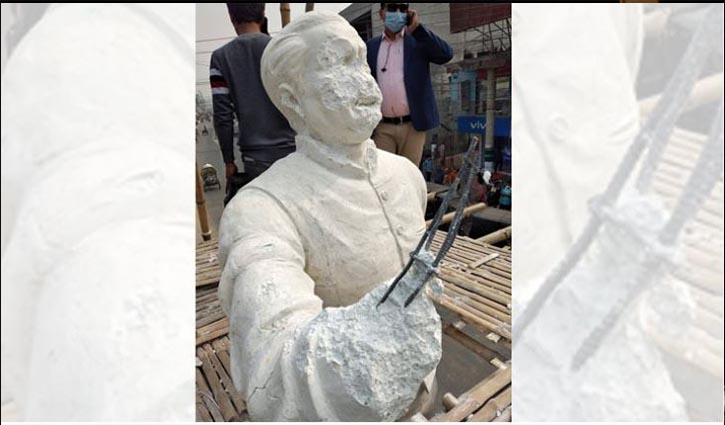 Bangabandhu`s sculpture vandalized in Kushtia