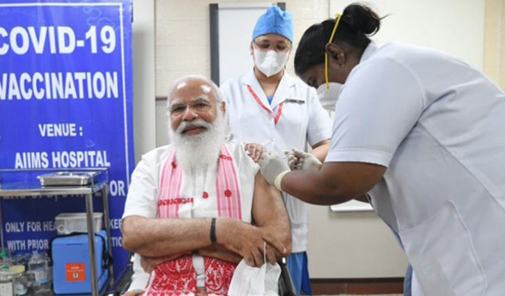 Narendra Modi takes first dose of Covid-19 vaccine