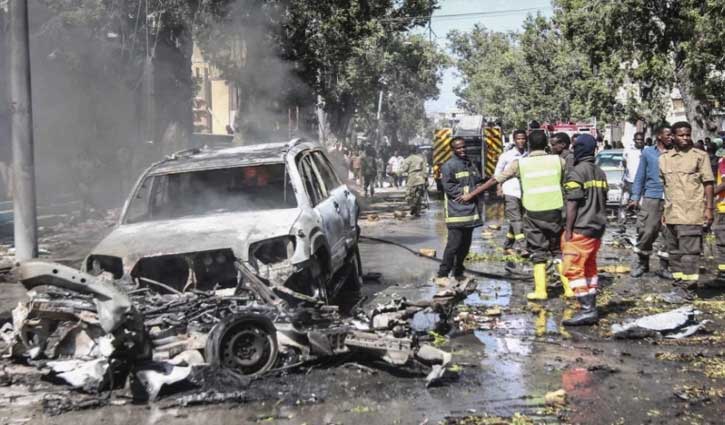 Death toll from Somalia suicide bomb blast rises to 20