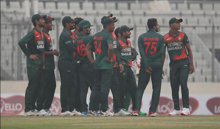West Indies sets 123-run target against Bangladesh