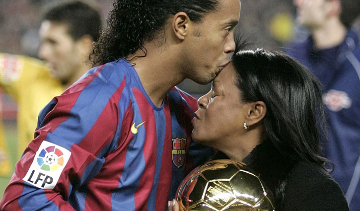 Ronaldinho`s mother dies