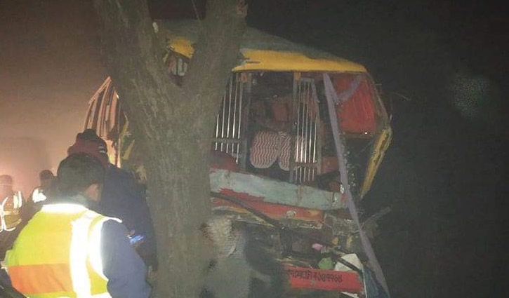 40 IU students, teachers injured in road accident  