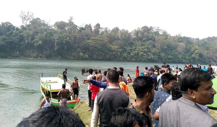 Six die as boat capsizes in Kaptai lake