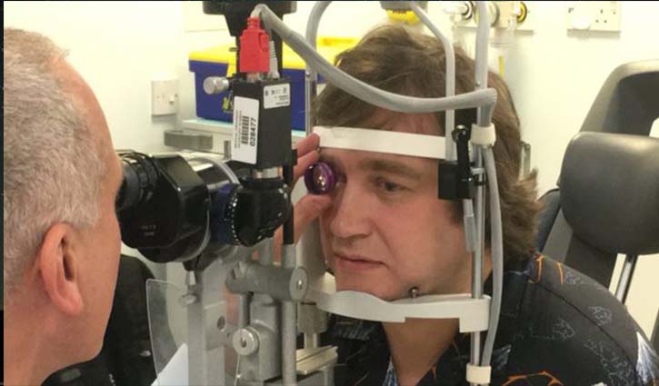 Gene therapy to halt rare form of sight loss