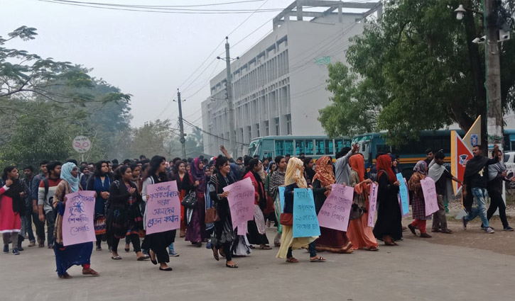 Khulna University students go on movement
