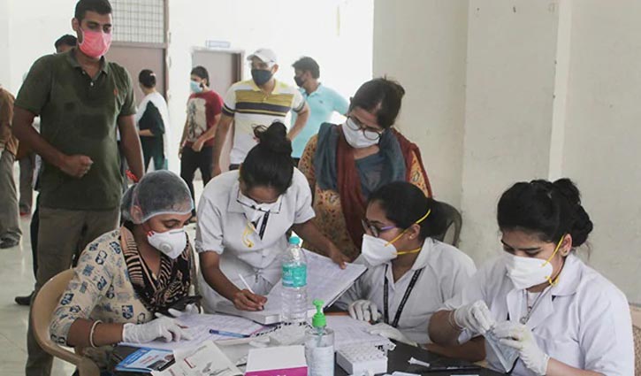 India adds 26,000 Covid-19 cases in a day