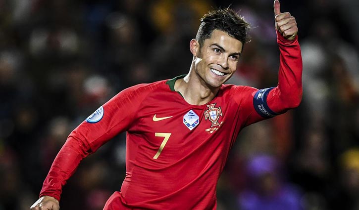 Ronaldo becomes football's first ever billionaire