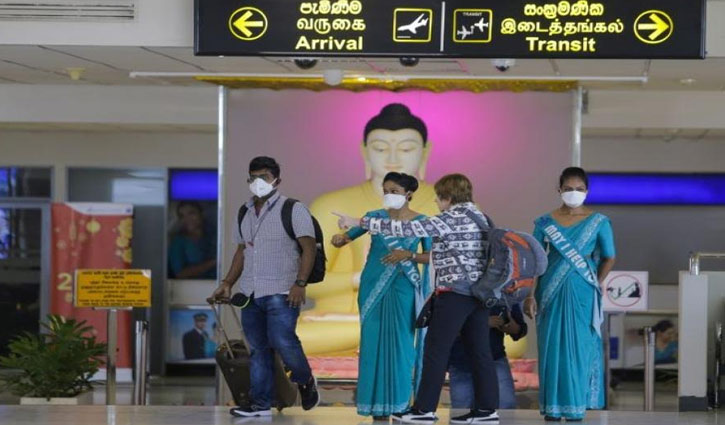 Sri Lanka opens for tourists August 1