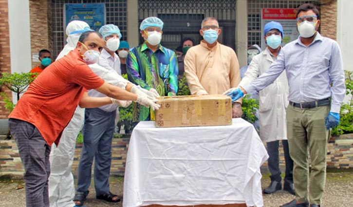 Foreign minister donates 2 ventilators to Shamsuddin Hospital