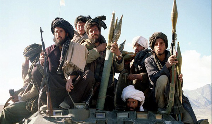 আফগান নাগরিকদের অস্ত্র, যানবাহন, সরকারি সম্পত্তি হস্তান্তরের নির্দেশ