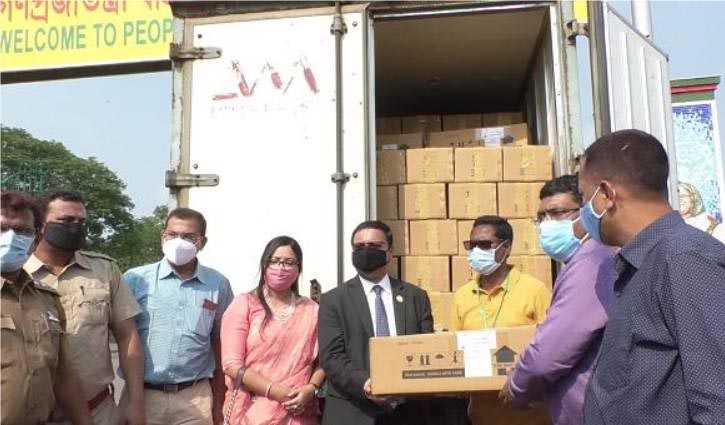 First emergency medical aid from Bangladesh goes to India
