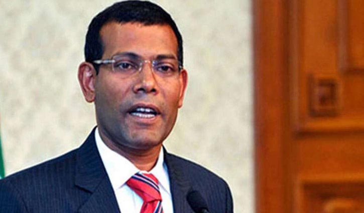 Former Maldives President Nasheed injured in bomb blast