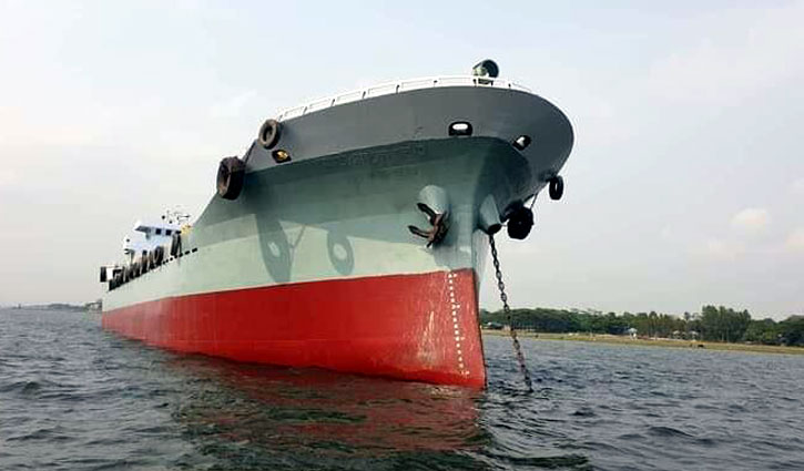 Capsize in Shitalakkhya: Errant cargo vessel seized