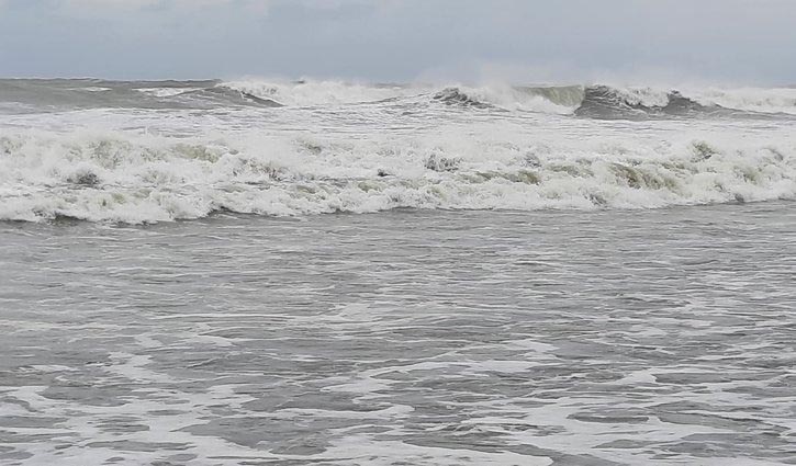 Cyclone Yaas: Sea remains rough