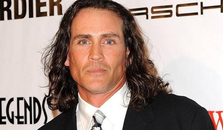 Tarzan actor presumed dead in US plane crash