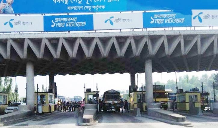25,000 vehicles cross Bangabandhu Bridge in 24 hours