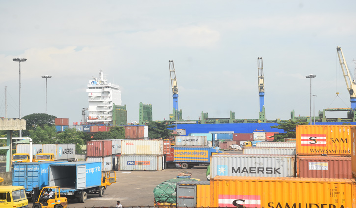 Strike causes impasse in goods transport at Chattogram port
