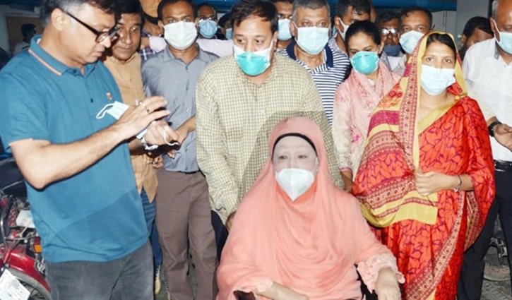 Khaleda Zia hospitalized