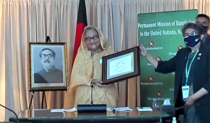 PM conferred with UN-SDG Progress Award