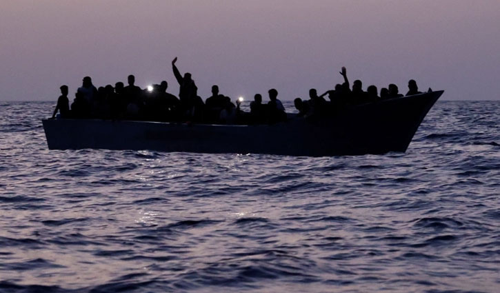 34 migrants die as boat sinks off Syria