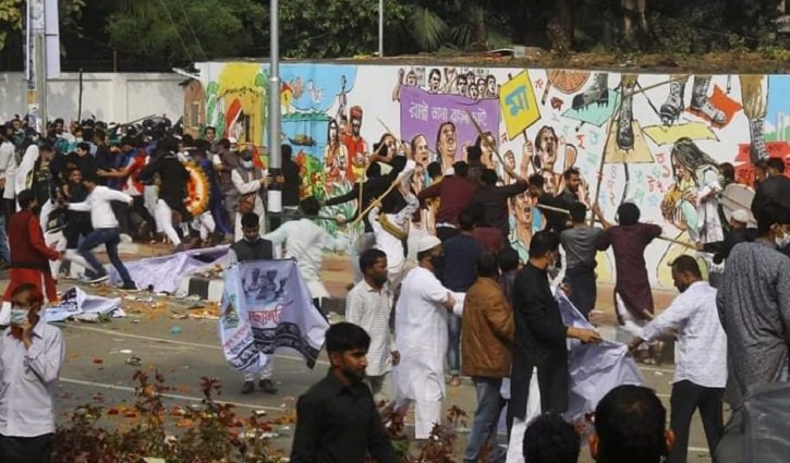 Two rival Chhatra League factions clash at Shaheed Minar