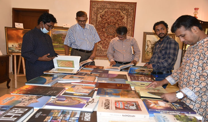 Pakistan High Commission Dhaka holds exhibition