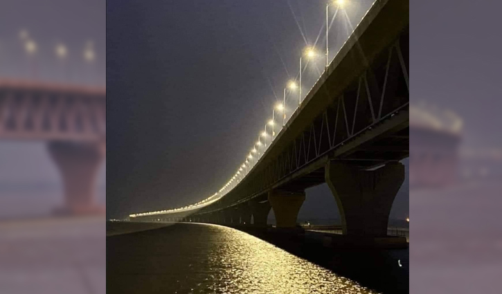 All lampposts simultaneously light up on Padma Bridge
