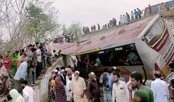 Death toll from Madaripur crash rises to 19