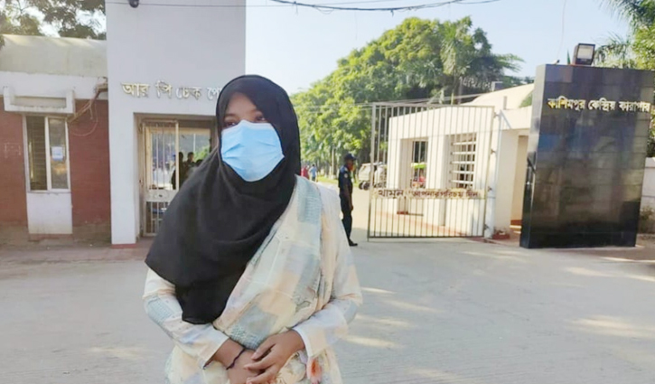 JnU student Khadija released on bail