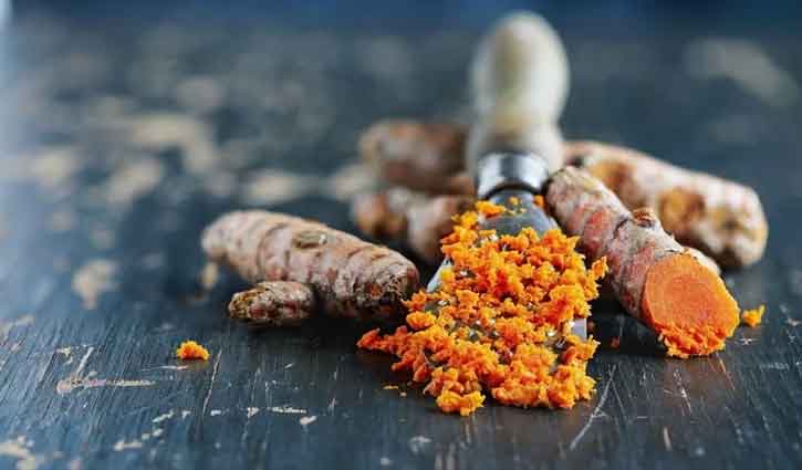Curcumin boosts brain delivery of HIV drug, curbing inflammation