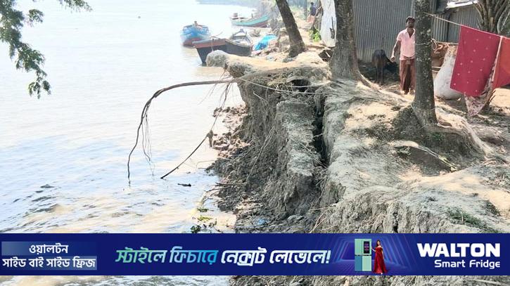 বরগুনায় ভাঙনের মুখে ২ কিলোমিটার বাঁধ