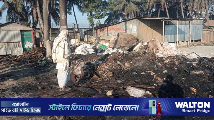 শ্রীপুরে ভাঙারির দোকানে আগুন, দুটি ট্রাক ক্ষতিগ্রস্ত