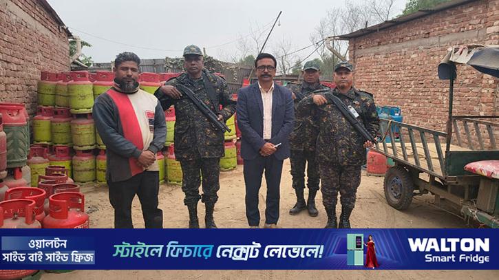ব্রাহ্মণবাড়িয়ায় বেশি দামে গ্যাস সিলিন্ডার বিক্রি, জরিমানা
