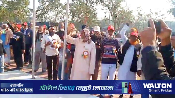 মুক্তিযোদ্ধাদের ‘জয় বাংলা’ স্লোগান দেওয়া নিয়ে উত্তেজনা, একজনকে মারধর