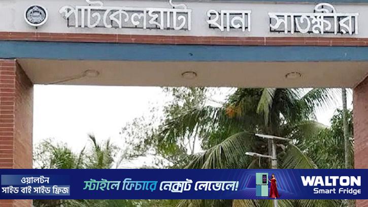 সাতক্ষীরার সড়কে ঝরল মা-ছেলের প্রাণ