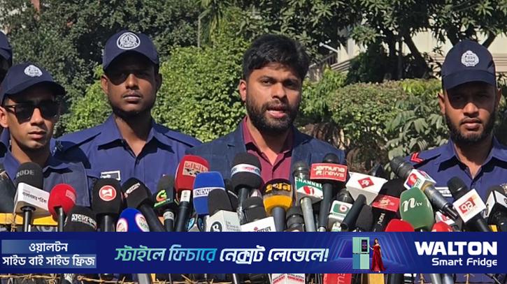 হাদির অবস্থা অপরিবর্তিত, বিদেশে নেওয়ার সিদ্ধান্ত নেবে পরিবার