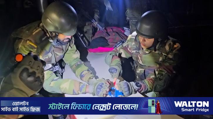 ফরিদপুরে পরিত্যক্ত টয়লেট থেকে অস্ত্র, গুলি ও ককটেল উদ্ধার