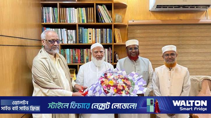 দলের প্রতি অনুগত থাকার অঙ্গীকার, জামায়াতে যোগ দি‌লেন মেজর (অব.) আক্তারুজ্জামান